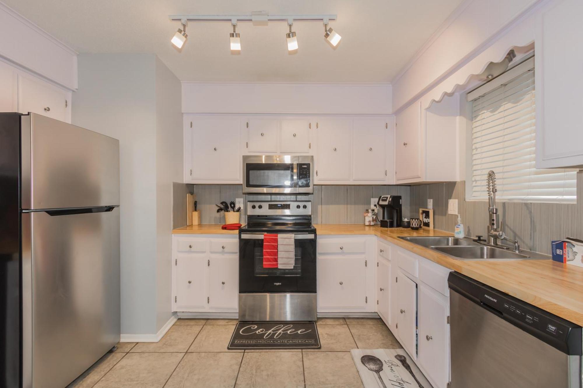 Cheerful 3 Bedroom 2Ba Home In Great Neighborhood! 잭슨빌 외부 사진